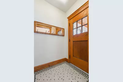 1229 W Hood Avenue, Chicago, IL 60660 - Photo 3