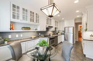1229 W Hood Ave, Chicago, IL 60660 - Photo 9