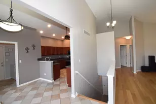 600 Countryfield Ln, Elgin, IL 60120 - Photo 5