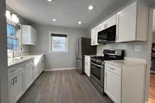 807 Elm Ave, Geneva, IL 60134 - Photo 5