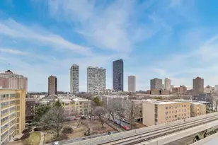 1122 W Catalpa Ave, Chicago, IL 60640 - Photo 15