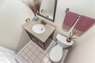 1109 Carriage Ln, Schaumburg, IL 60193 - Photo 13