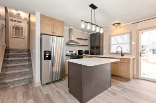 836 Lily Cache Ln, Bolingbrook, IL 60440 - Photo 7