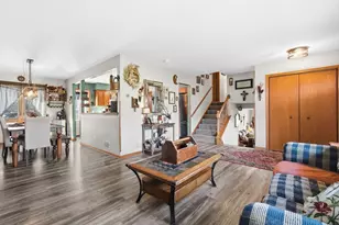 611 Princeton Ln, New Lenox, IL 60451 - Photo 3