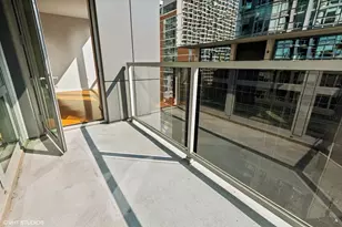 160 E Illinois St, Chicago, IL 60611 - Photo 21