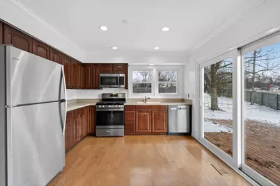 607 Wainsford Drive, Hoffman Estates, IL 60169 - Photo 13