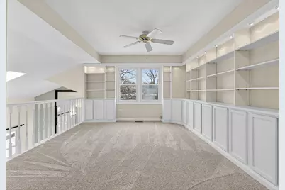 607 Wainsford Drive, Hoffman Estates, IL 60169 - Photo 19