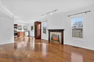 607 Wainsford Dr, Hoffman Estates, IL 60169 - Photo 11