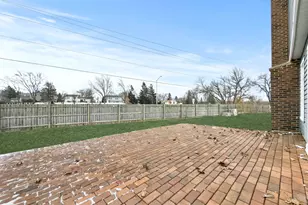 607 Wainsford Dr, Hoffman Estates, IL 60169 - Photo 35