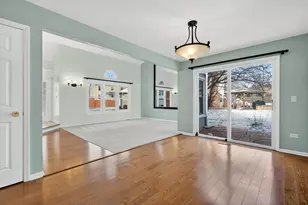 607 Wainsford Dr, Hoffman Estates, IL 60169 - Photo 9