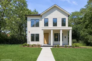 146 Sterling Ln, Wilmette, IL 60091 - Photo 1