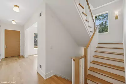 146 Sterling Lane, Wilmette, IL 60091 - Photo 13