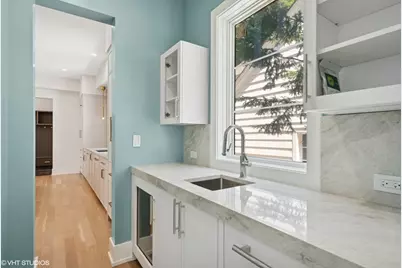 146 Sterling Lane, Wilmette, IL 60091 - Photo 7