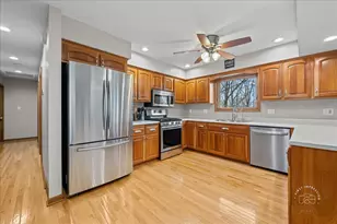 2S924 Shagbark Dr, Batavia, IL 60510 - Photo 13