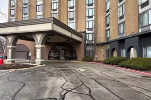 1 One Renaissance Pl, Palatine, IL 60067 - Photo 21