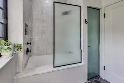 2918 N Pine Grove Avenue #3, Chicago, IL 60657 - Photo 15