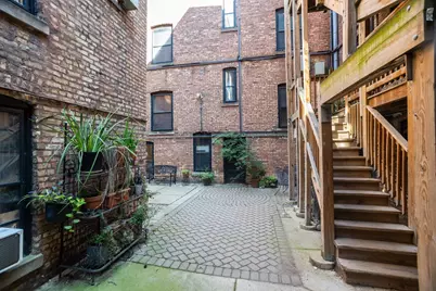 2918 N Pine Grove Avenue #3, Chicago, IL 60657 - Photo 29