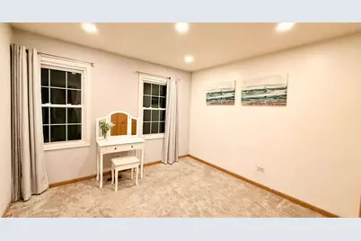 2071 Madison Avenue, Gurnee, IL 60031 - Photo 9