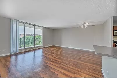 [Address not provided], Lombard, IL 60148 - Photo 3