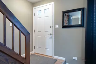 [Address not provided], Elgin, IL 60120 - Photo 5