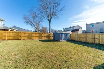 [Address not provided], Elgin, IL 60120 - Photo 33