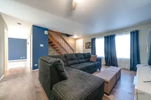 [Address not provided], Elgin, IL 60120 - Photo 9