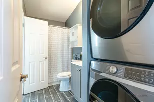 [Address not provided], Elgin, IL 60120 - Photo 27