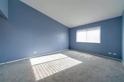 [Address not provided], Elgin, IL 60120 - Photo 21