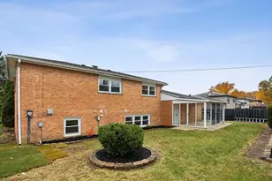 528 E 191st Pl, Glenwood, IL 60425 - Photo 27