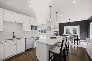 13202 Lakepoint Dr, Plainfield, IL 60585 - Photo 3