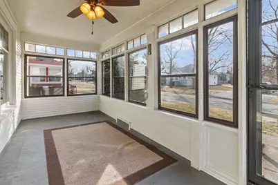 607 W Burbank Street, Harvard, IL 60033 - Photo 3