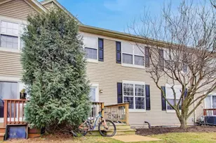 676 S Jade Ln, Round Lake, IL 60073 - Photo 25