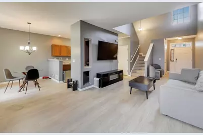 676 S Jade Lane #676, Round Lake, IL 60073 - Photo 7