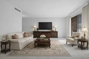 850 Wellington Ave, Elk Grove Village, IL 60007 - Photo 11