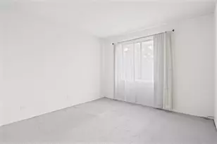 850 Wellington Ave, Elk Grove Village, IL 60007 - Photo 13