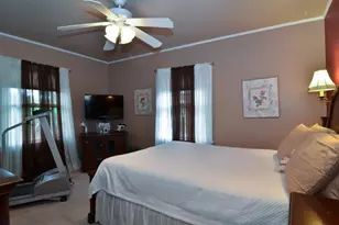 7081 N Mason Ave, Chicago, IL 60646 - Photo 11