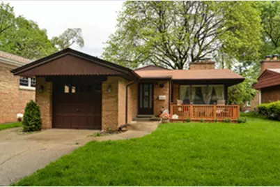 7081 N Mason Avenue, Chicago, IL 60646 - Photo 1