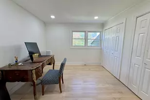 [Address not provided], Lincolnwood, IL 60712 - Photo 7