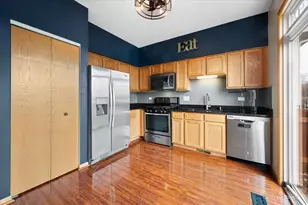 2571 Ross St, Hampshire, IL 60140 - Photo 7