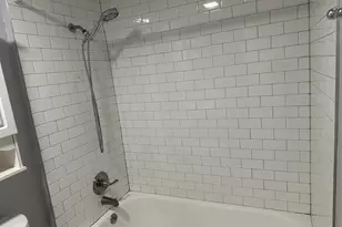 [Address not provided], Hoffman Estates, IL 60169 - Photo 9