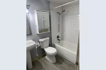 [Address not provided], Hoffman Estates, IL 60169 - Photo 7