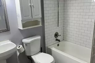 [Address not provided], Hoffman Estates, IL 60169 - Photo 7