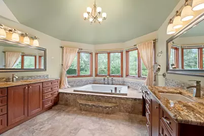 25410 N Cayuga Trail, Lake Barrington, IL 60010 - Photo 21