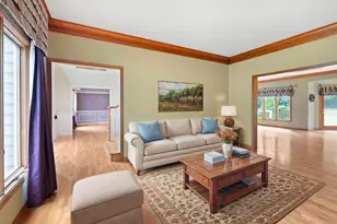 25410 N Cayuga Trail, Lake Barrington, IL 60010 - Photo 13