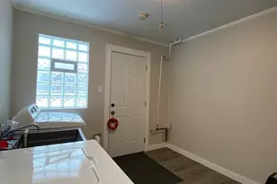 221 Nordica Ave, Glenview, IL 60025 - Photo 13