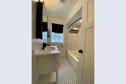 221 Nordica Avenue, Glenview, IL 60025 - Photo 9