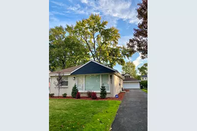 221 Nordica Avenue, Glenview, IL 60025 - Photo 1