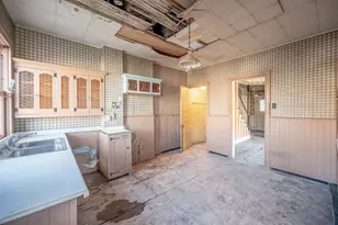 11301 S Cottage Grove Ave, Chicago, IL 60628 - Photo 5