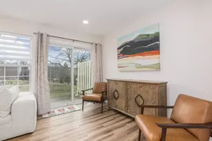 204 Cold Spring Ct, Palatine, IL 60067 - Photo 5