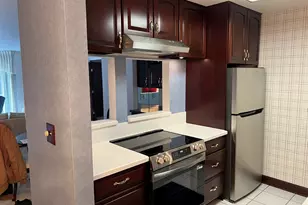 500 Thames Pkwy, Park Ridge, IL 60068 - Photo 5